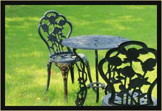 広い中庭でBBQやイベントもできます