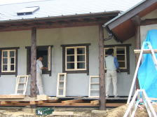 2003年5月／窓入る